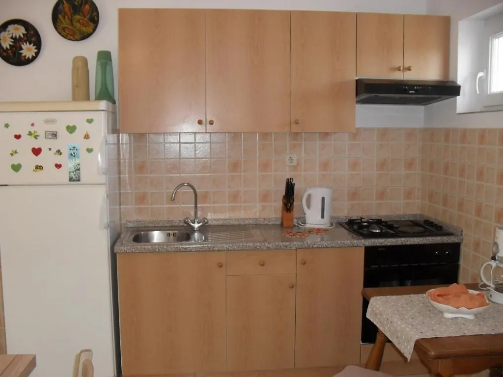 Apartment In Lopar With Terrace, Air Conditioning, Wifi, Washing Machine 87-2
